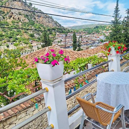 Guesthouse Riverside Берат Экстерьер фото