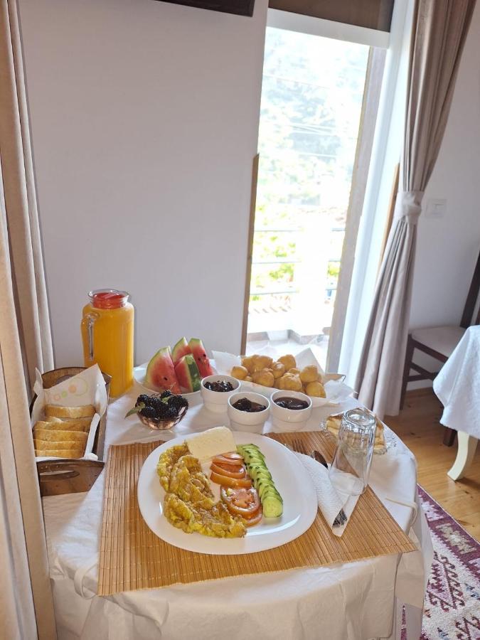 Guesthouse Riverside Берат Экстерьер фото